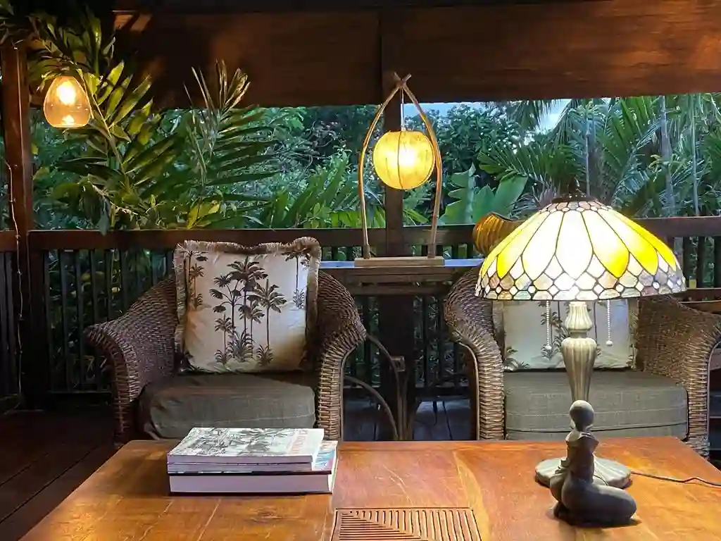 Decor and charm create a unique atmosphere